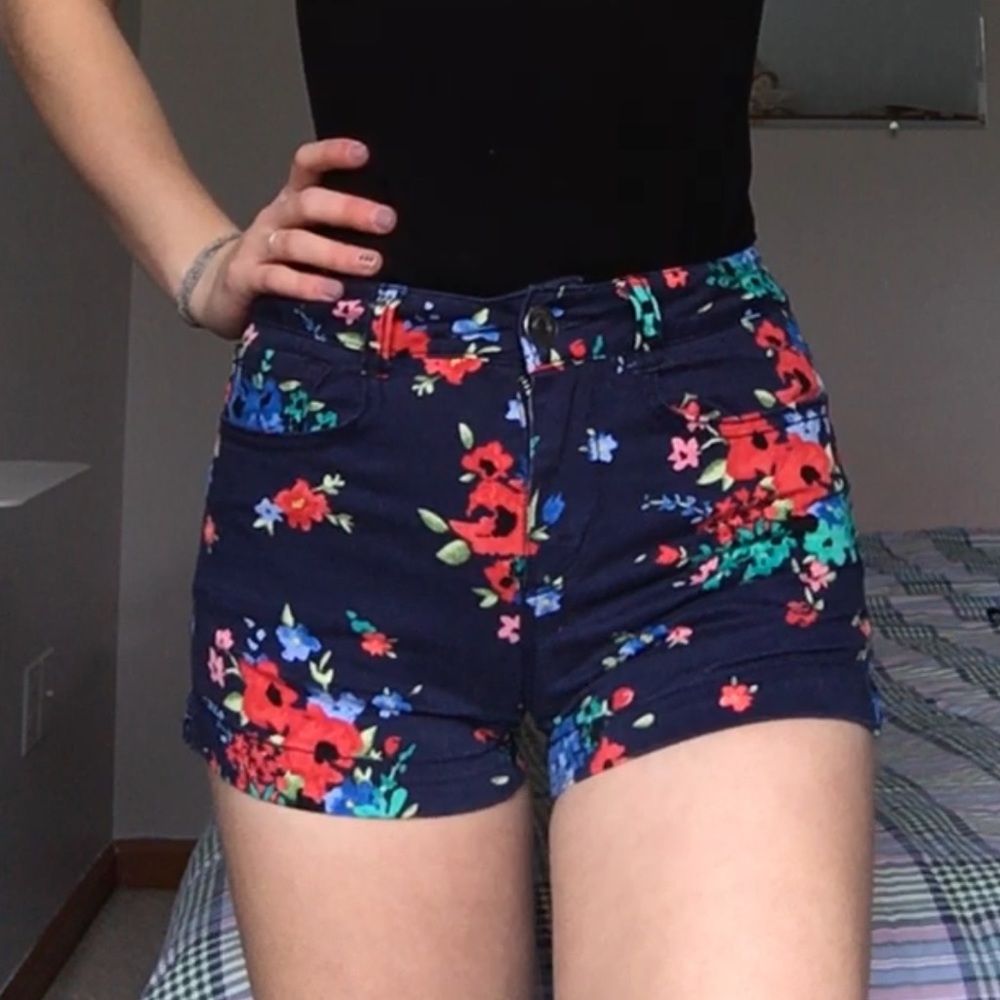 Navy floral shorts